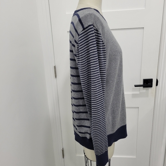 Nautica Women's Gray Navy Blue Striped Long Sleeve Sailing Sweater Size … - Picture 4 of 10